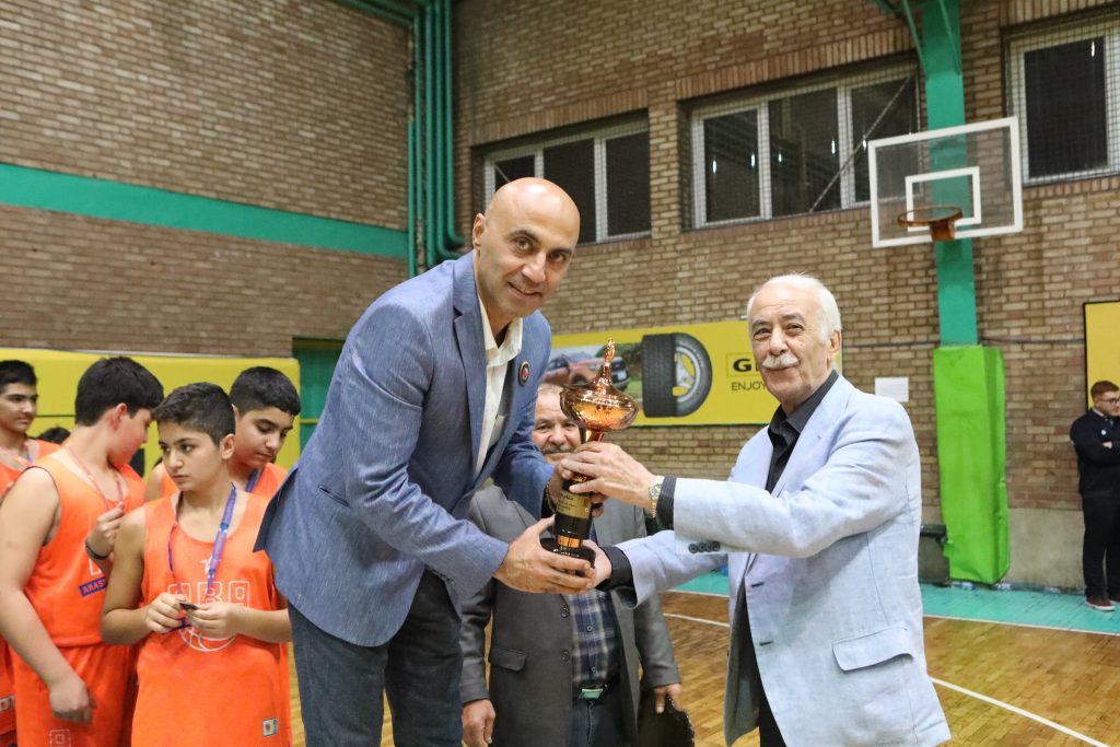 افتخارات آکادمی بسکتبال آرش