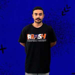 مانی عطار نژاد